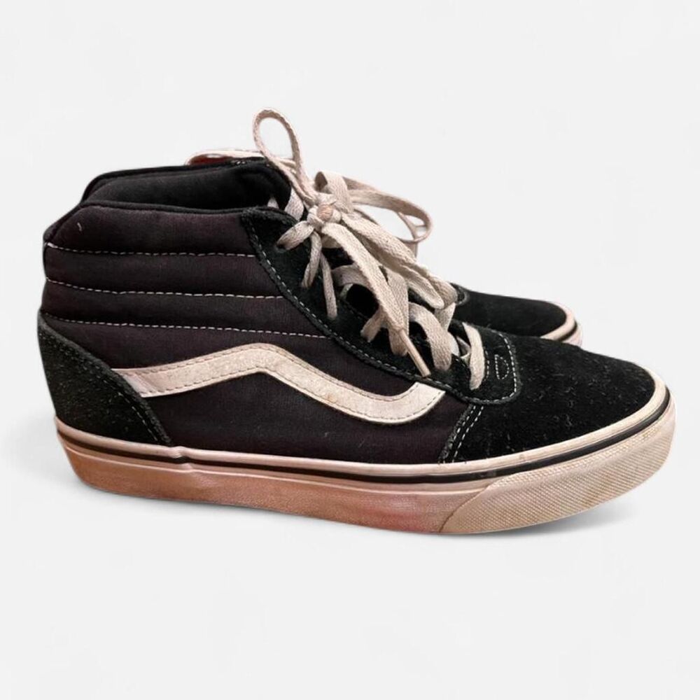 Vans Off The Wall High Top Sneakers Black & White Size 8 women